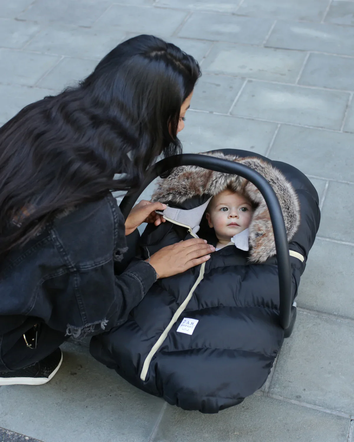 7AM Enfant Faux Fur Car Seat Cocoon - Image 12