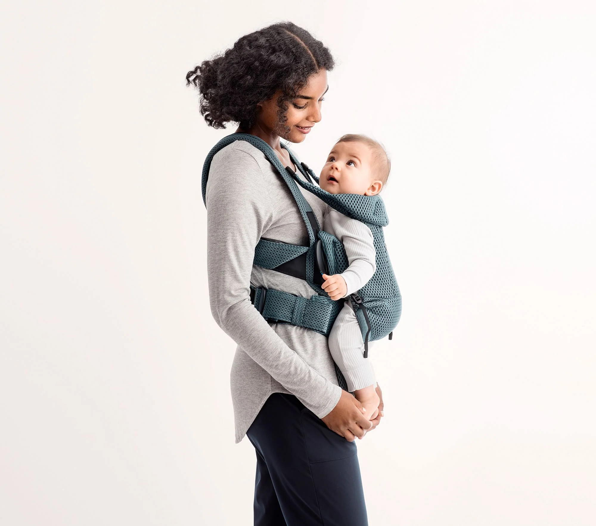 Baby Bjorn Free Baby Carrier - Image 5