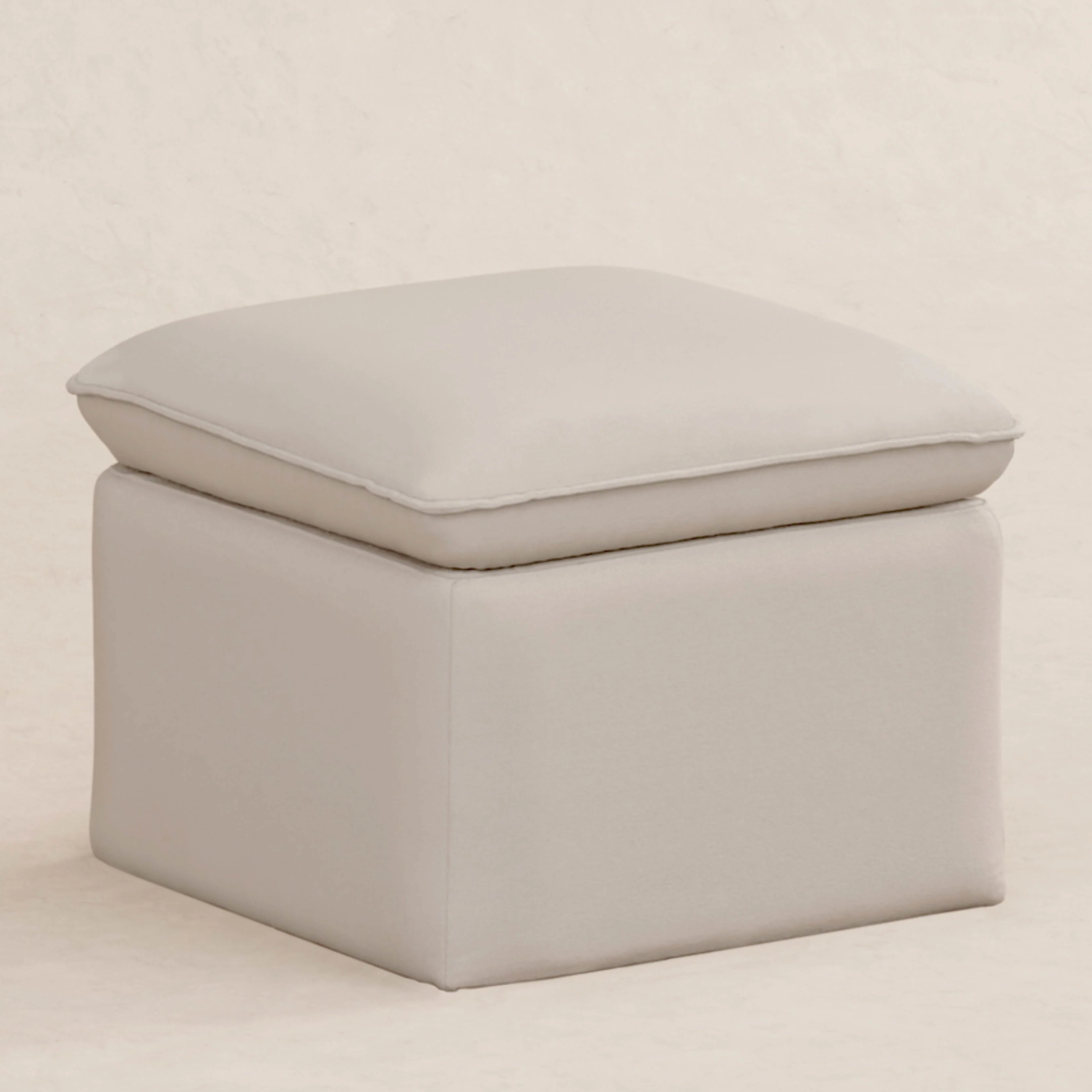 Babyletto Cali Storage Ottoman in Eco-Performance Fabric | Water Repellent & Stain Resistant - Image 10