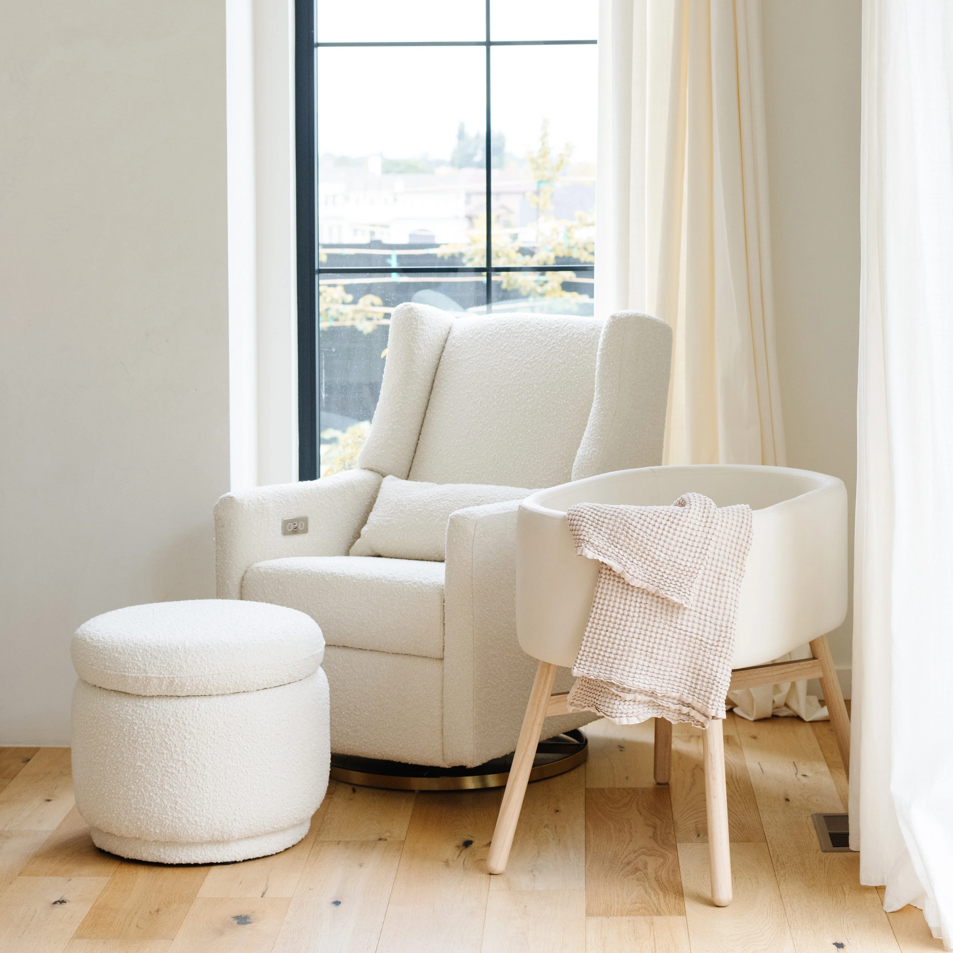 Babyletto x GATHRE Capsule Bassinet - Image 3