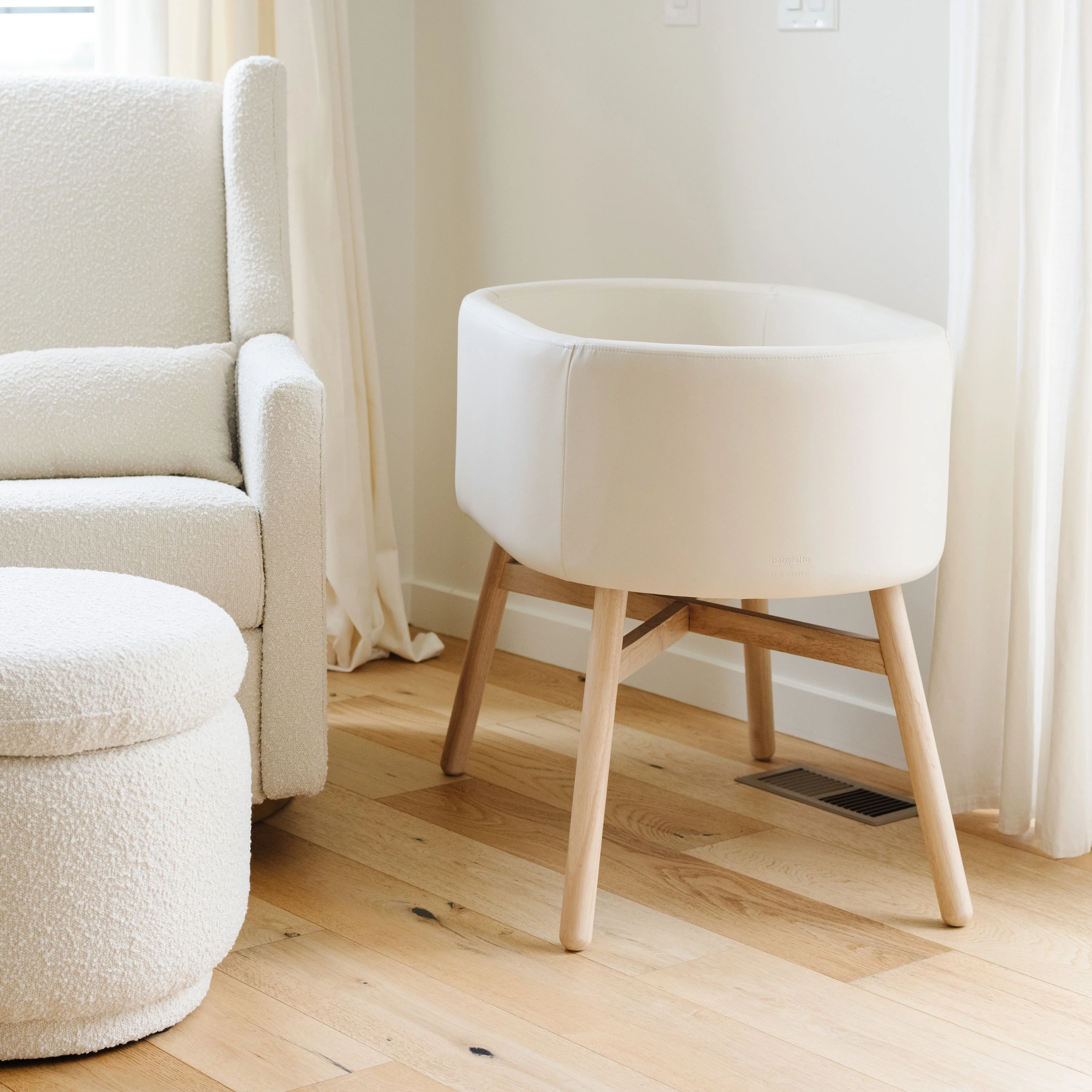 Babyletto x GATHRE Capsule Bassinet - Image 4