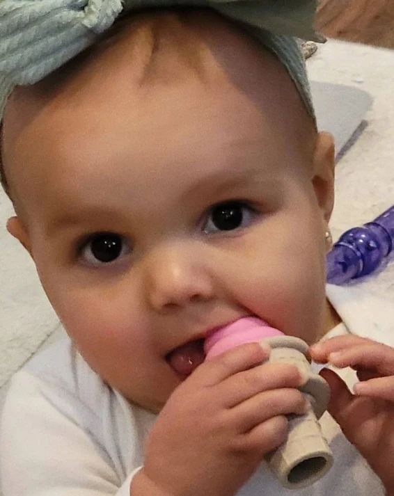 Baby SweeTooth Silicone Ice Cream Teether - Image 7