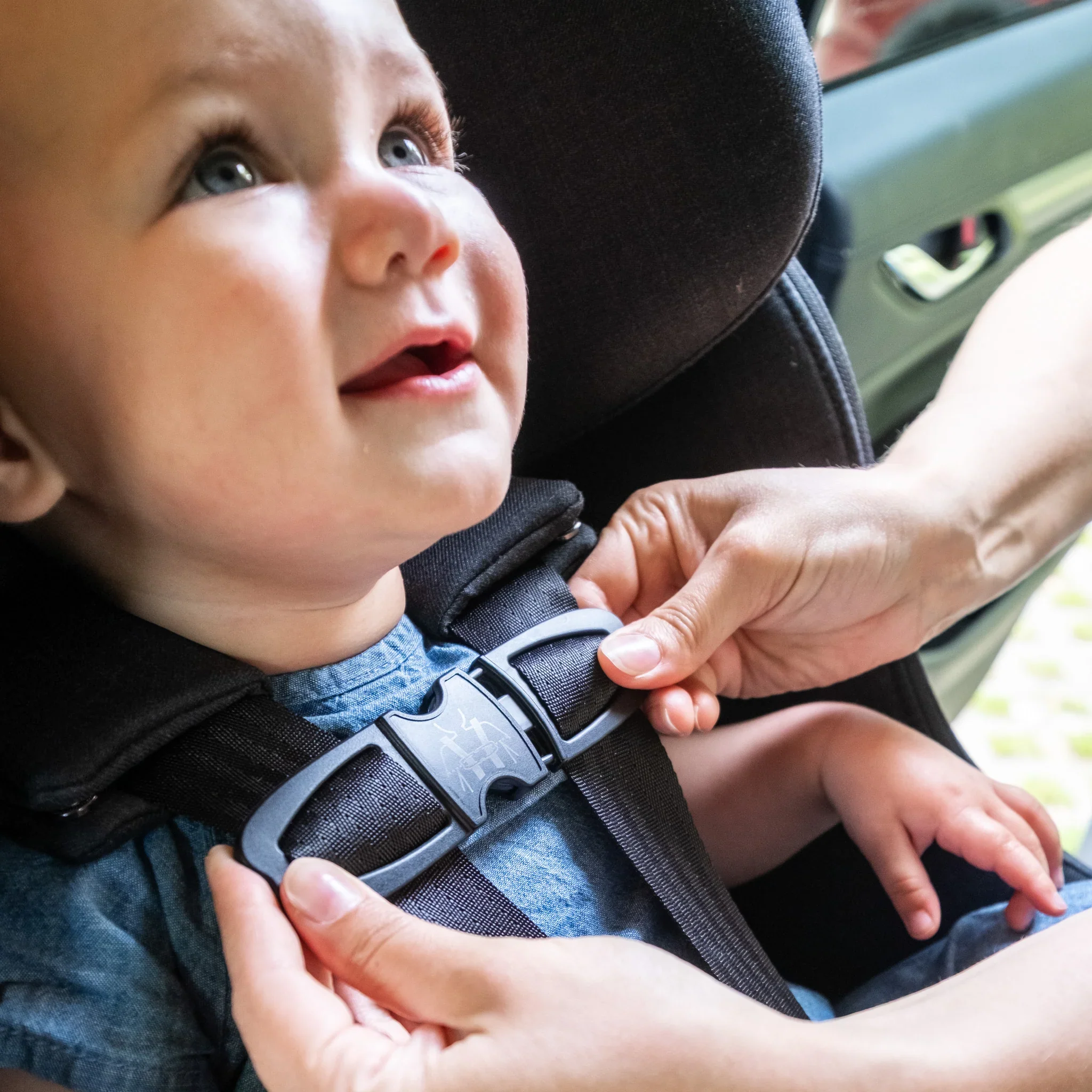 Clek Fllo Convertible Car Seat - Image 7