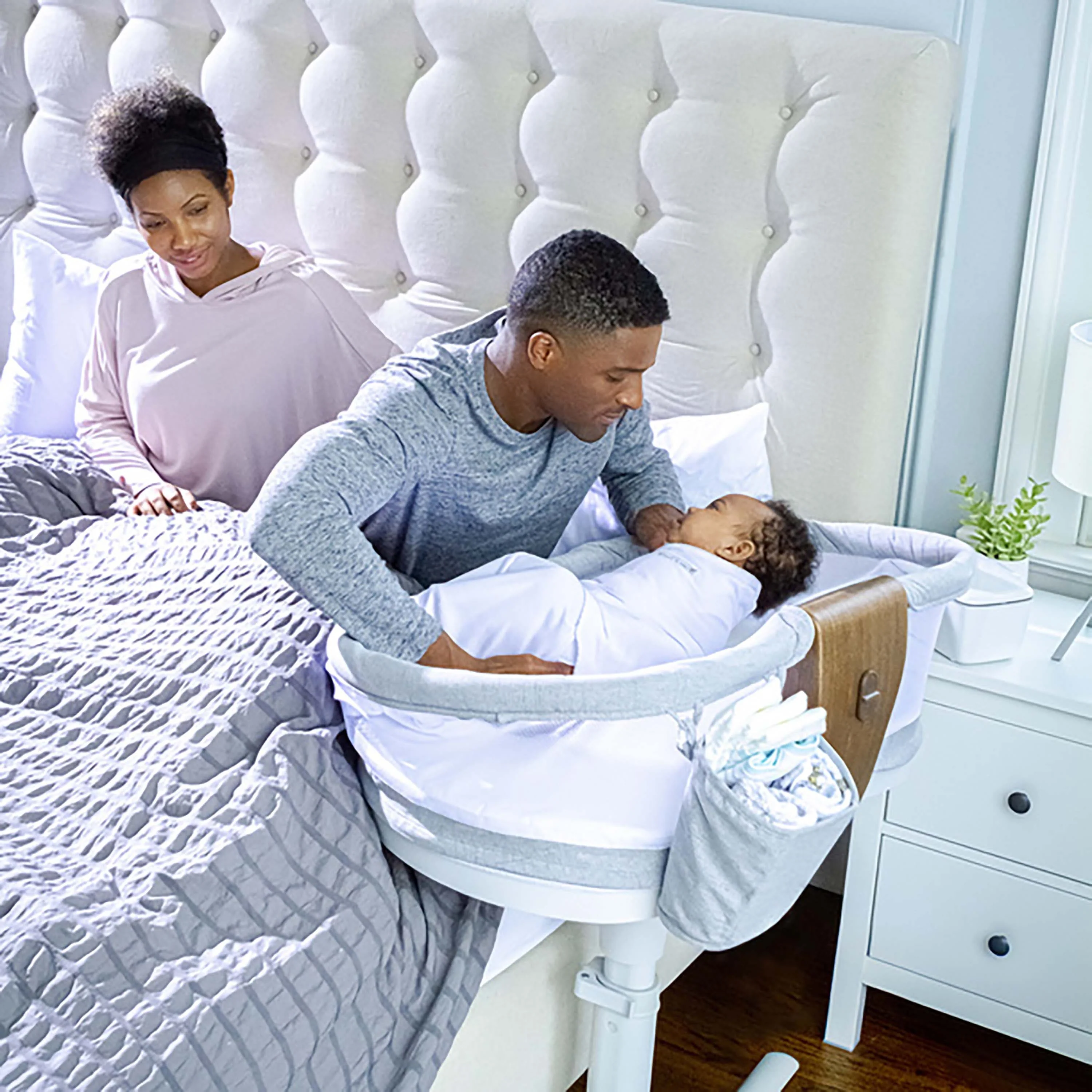 HALO BassiNest Swivel Sleeper Luxe Series - Image 9