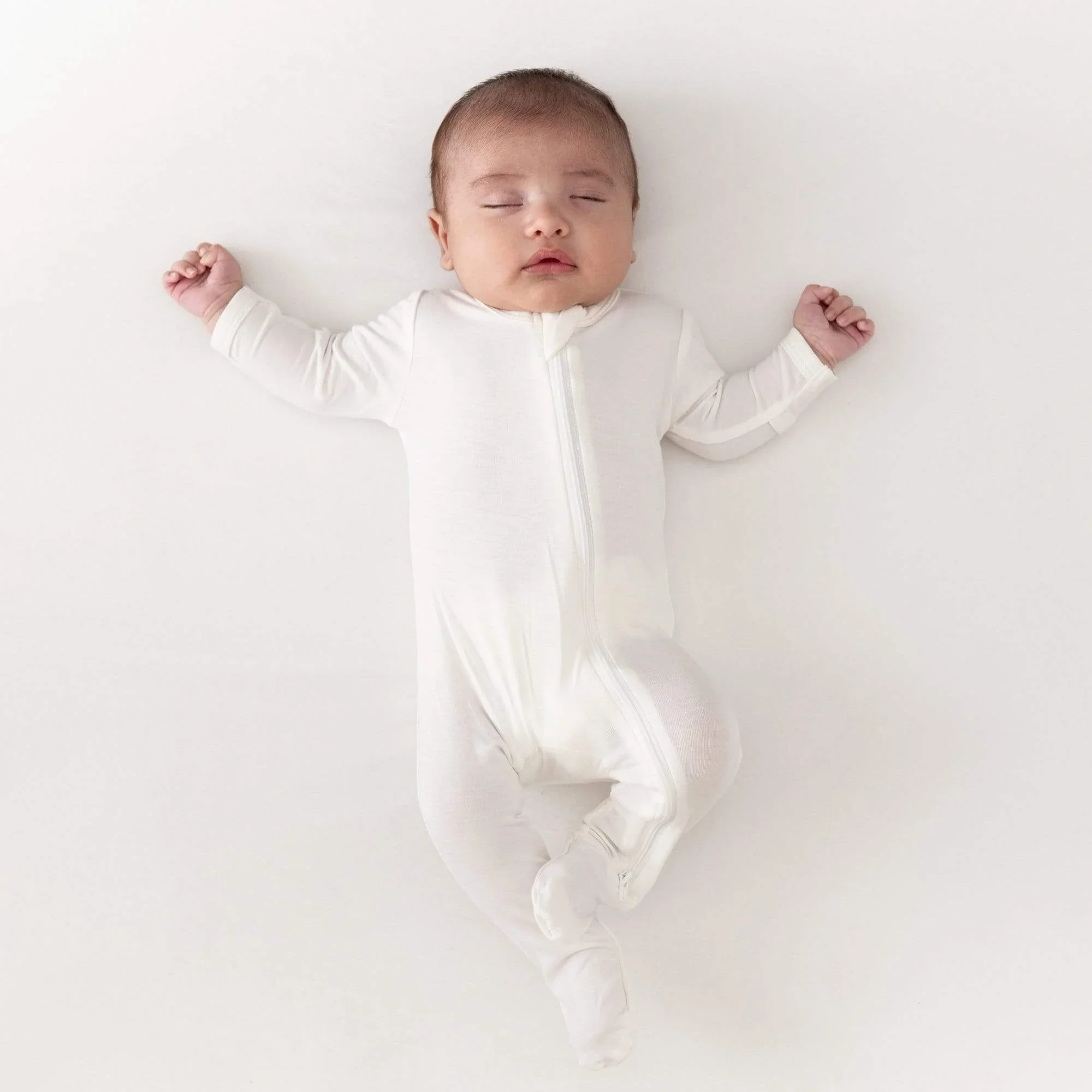 Kyte Baby Zipper Footie - Cloud - Image 3