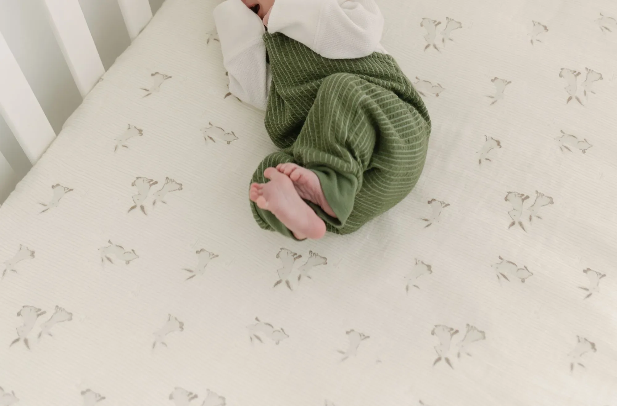 Crane Avery Organic Cotton Crib Sheet - Image 2