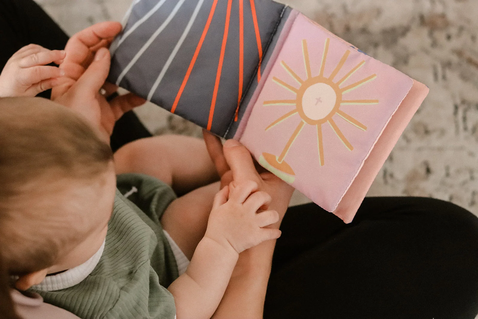 Crinkle Book Catholic Baby's First Devotional - Image 8