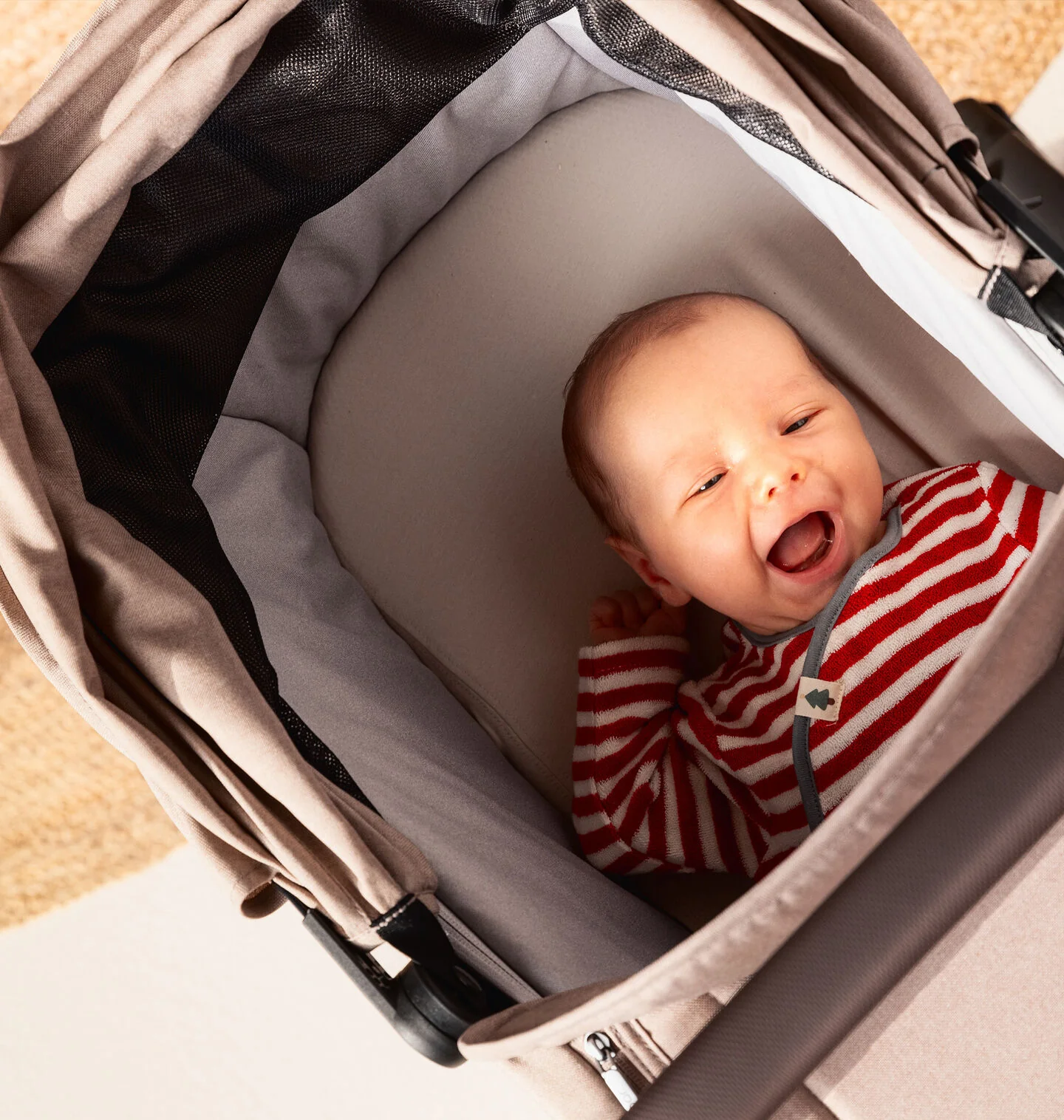 Joolz Aer² carrycot - Image 4