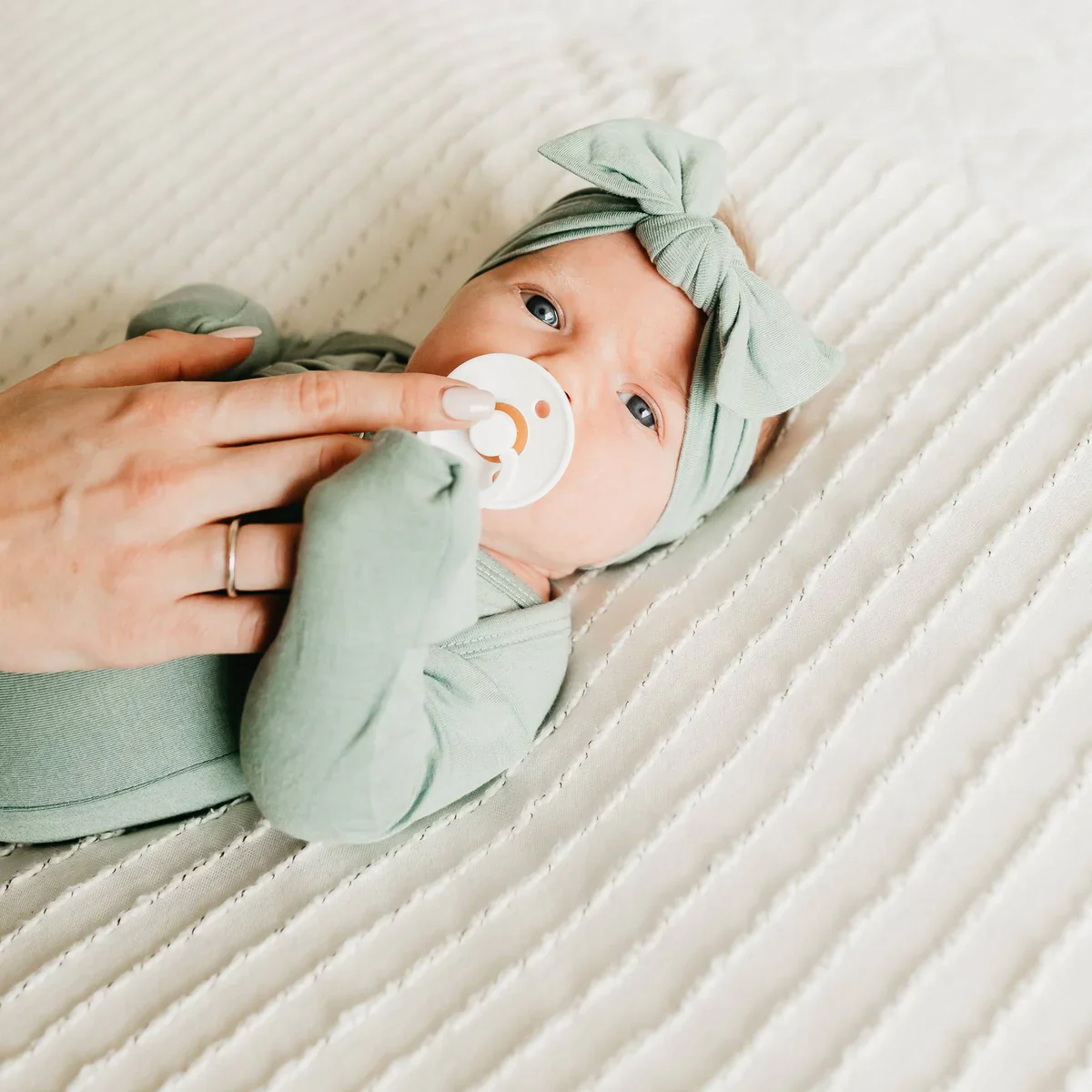 Copper Pearl Knit Headband Bow - Image 8