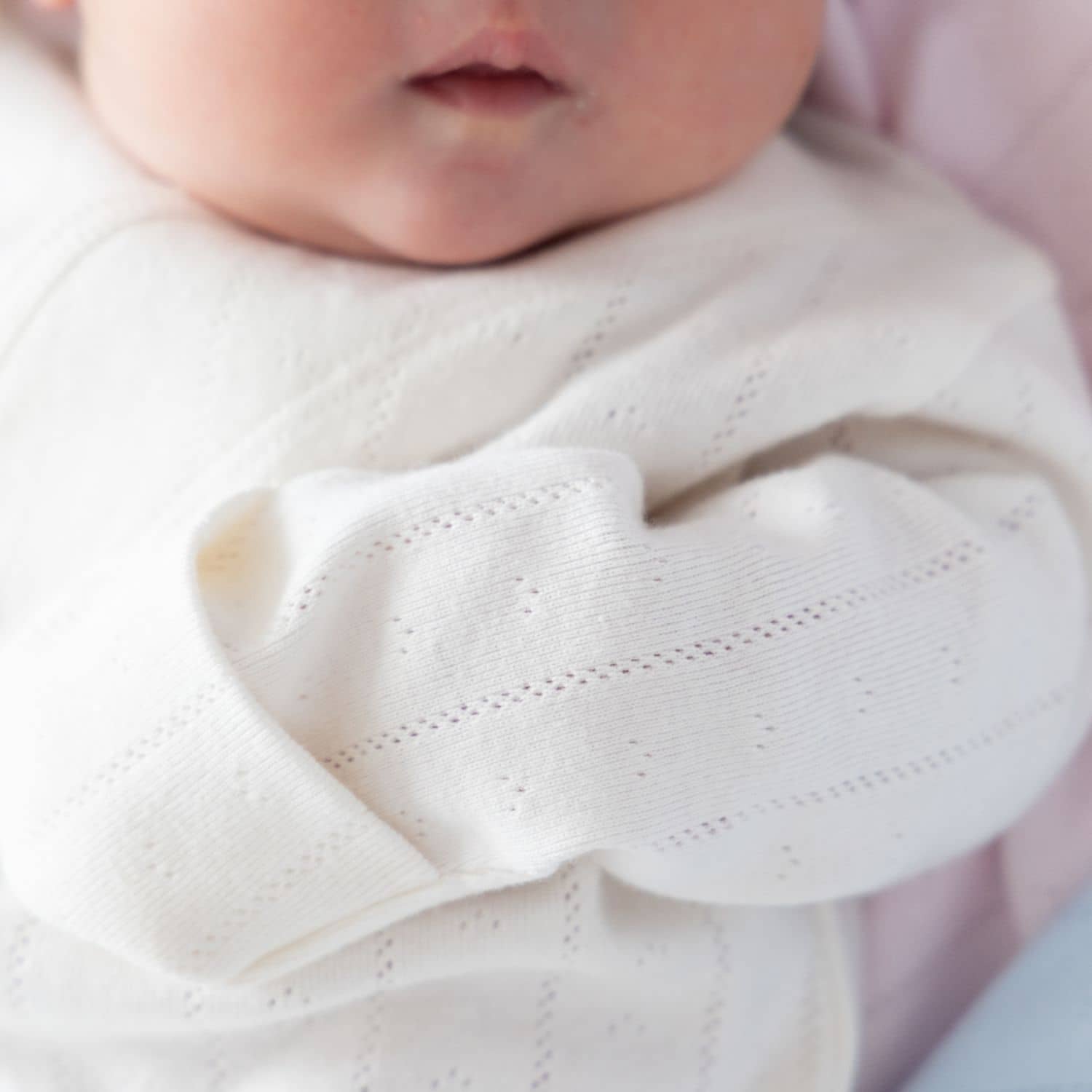 Magnetic Me Love Lines Organic Cotton Magnetic Cozy Sleeper Gown + Hat Set - Image 5