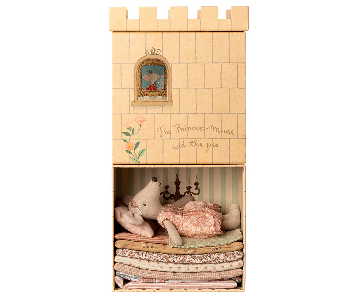 Maileg Big Sister Mouse - Princess and the Pea - Image 5