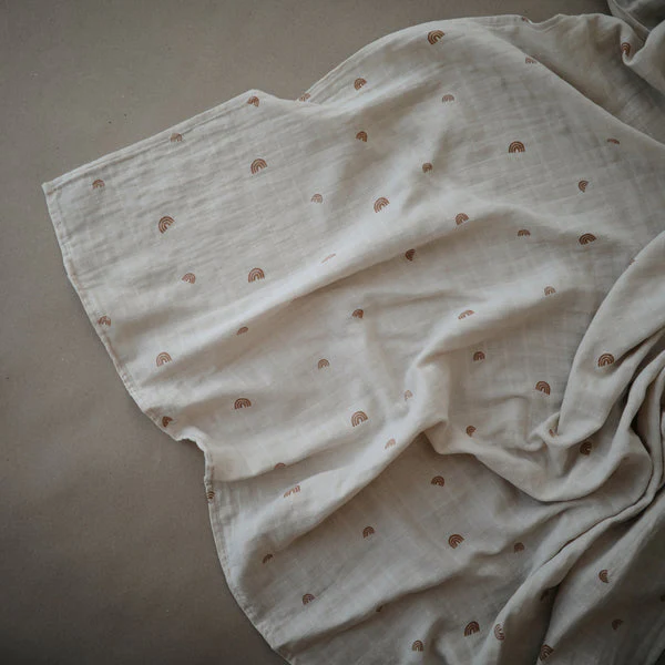 Mushie Muslin Organic Cotton Swaddle Blanket - Rainbows - Image 3