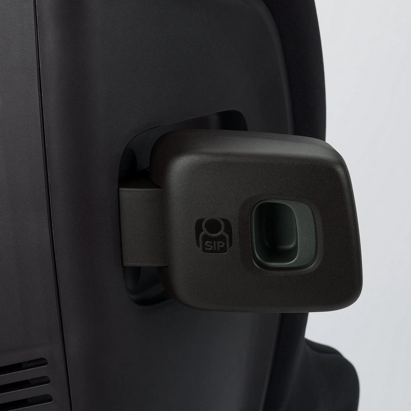Nuna RAVA Next Convertible Car Seat - Image 33