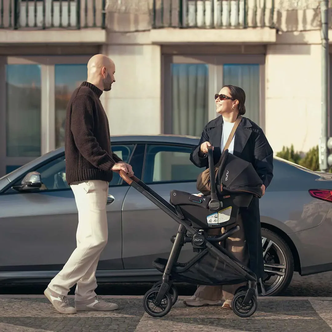 Nuna SWIV Stroller + PIPA Urbn Travel System - Image 36