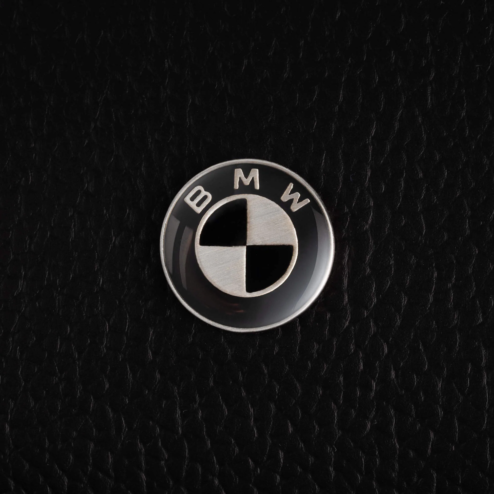 Nuna x BMW Essential Bag - Image 21
