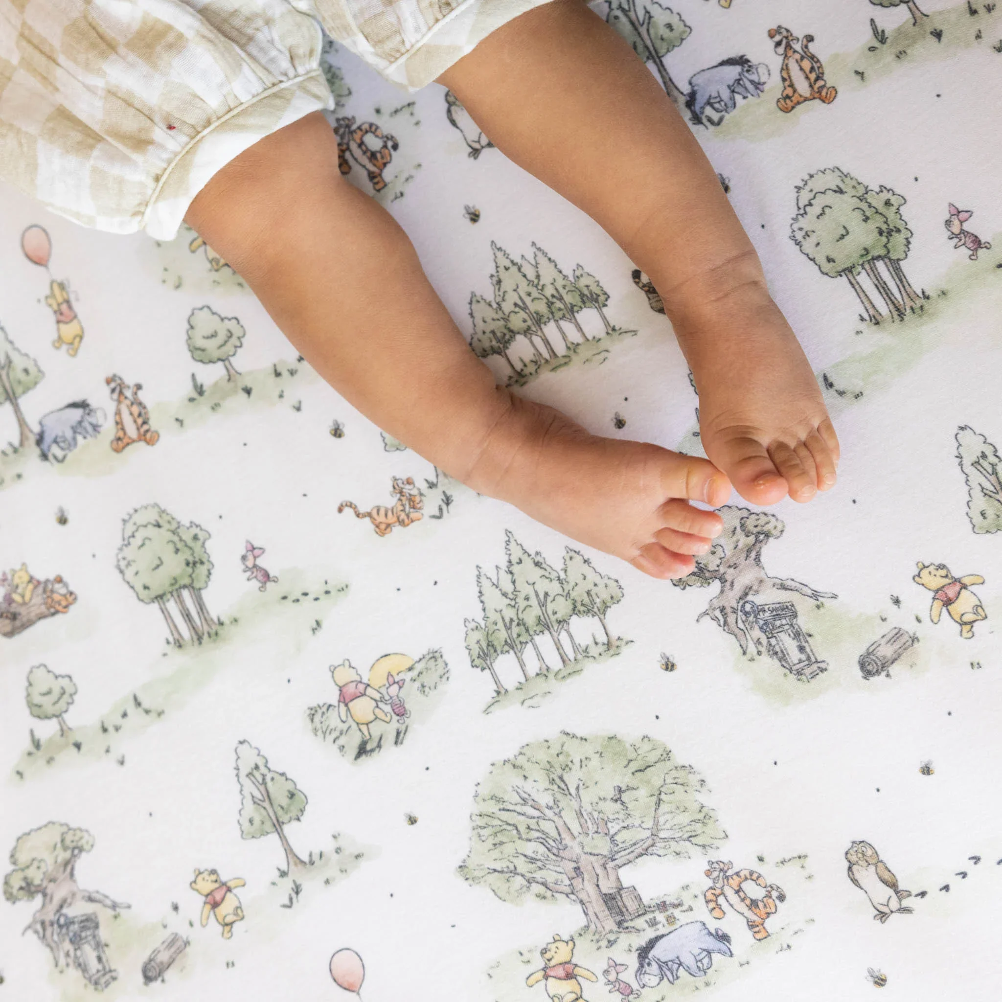 Premium Knit Crib Sheet Pooh - Hundred Acre Woods - Image 2