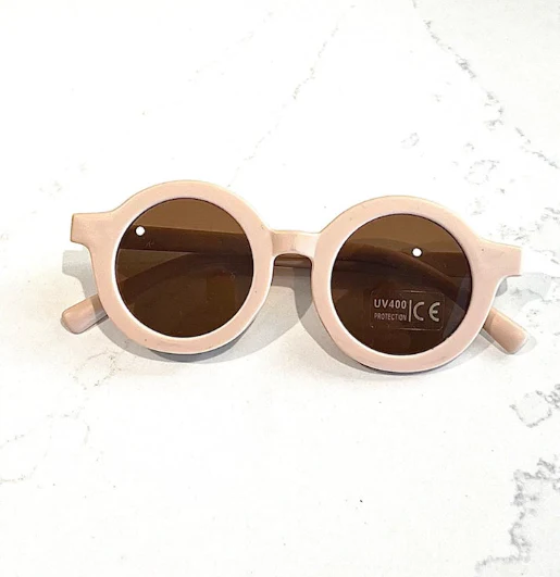 Retro Sunglasses - Image 13