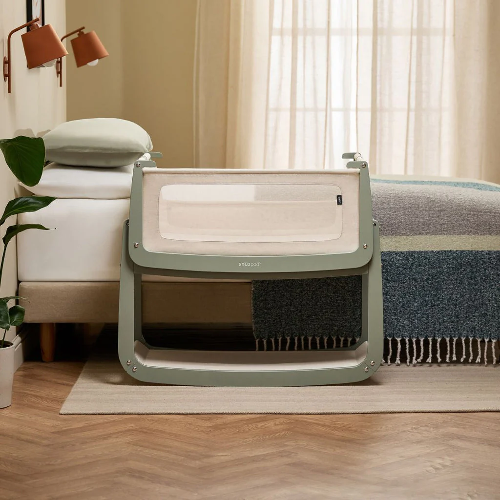 Snuz SnüzPod5 Bedside Crib w/ wheels - Image 16