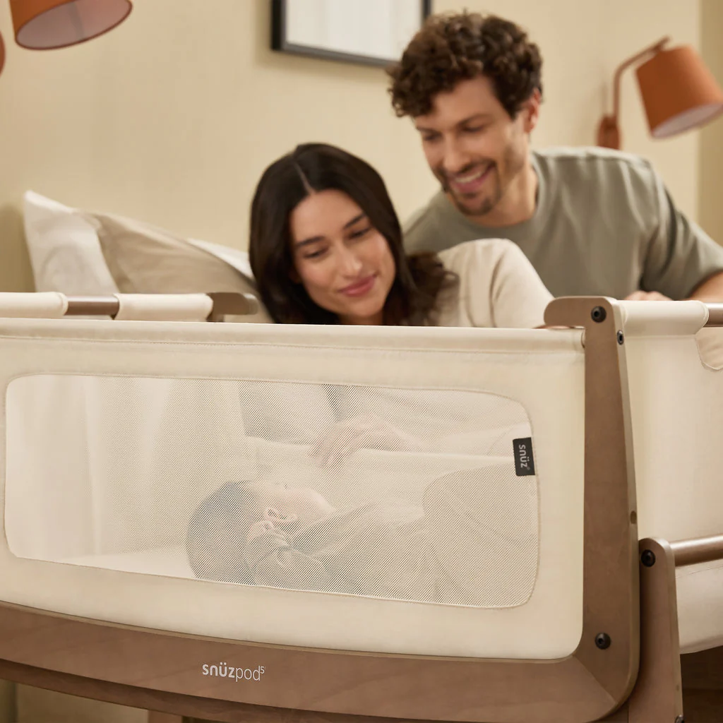 Snuz SnüzPod5 Bedside Crib w/ wheels - Image 3