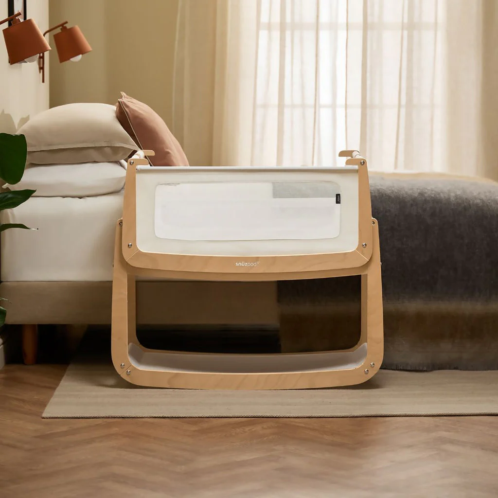 Snuz SnüzPod5 Bedside Crib w/ wheels - Image 8