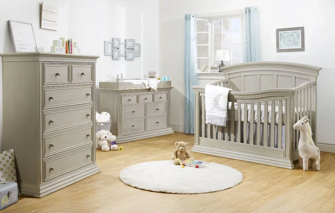 Sorelle Verona Convertible Crib - Image 4