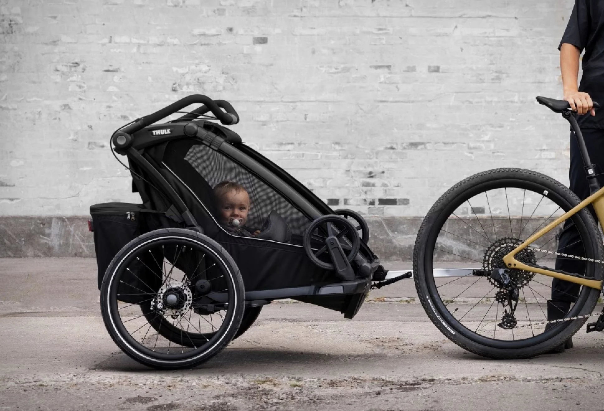 Thule Chariot Cross 2 Double  Bike Trailer  - In Stock - Image 15
