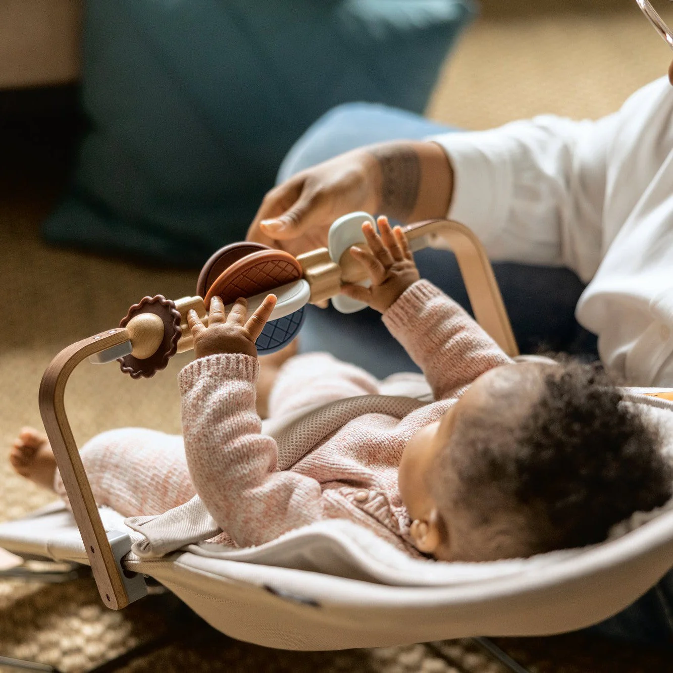 UPPAbaby Mira Bouncer Wonder Wheel Toy Bar - Image 6