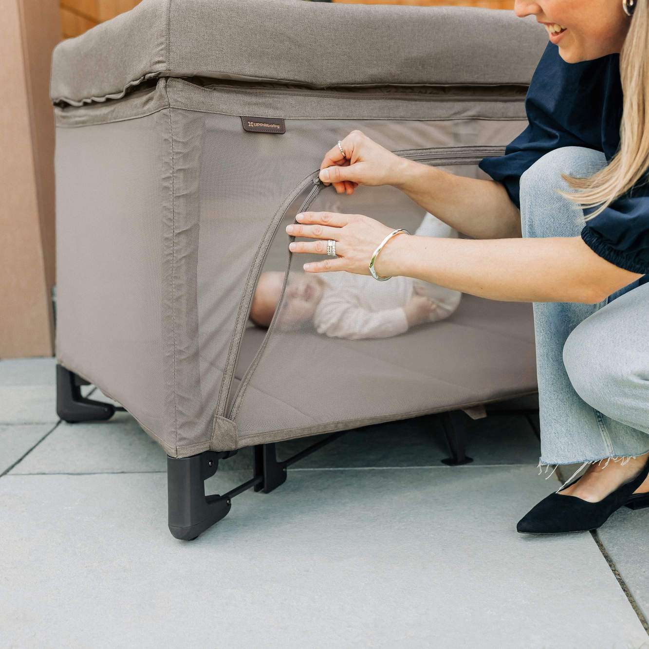 UPPAbaby Remi Bedside Bassinet + Playard + Travel Crib - Image 60