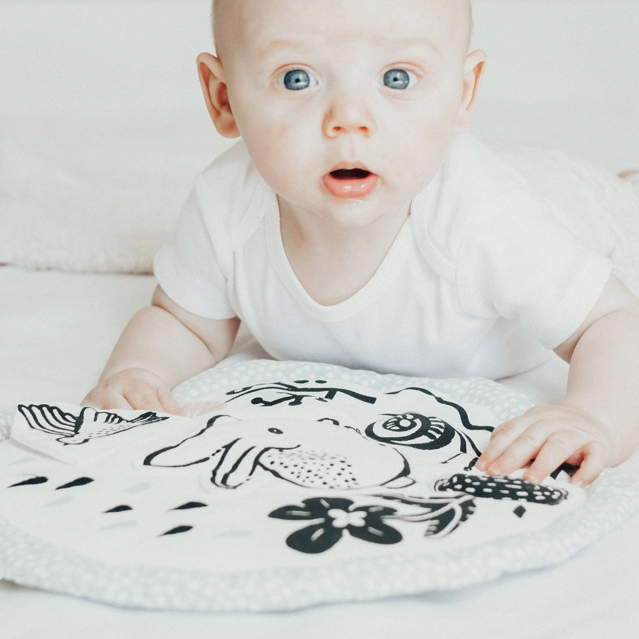 Wee Gallery Activity Pad - Meadow - Image 3